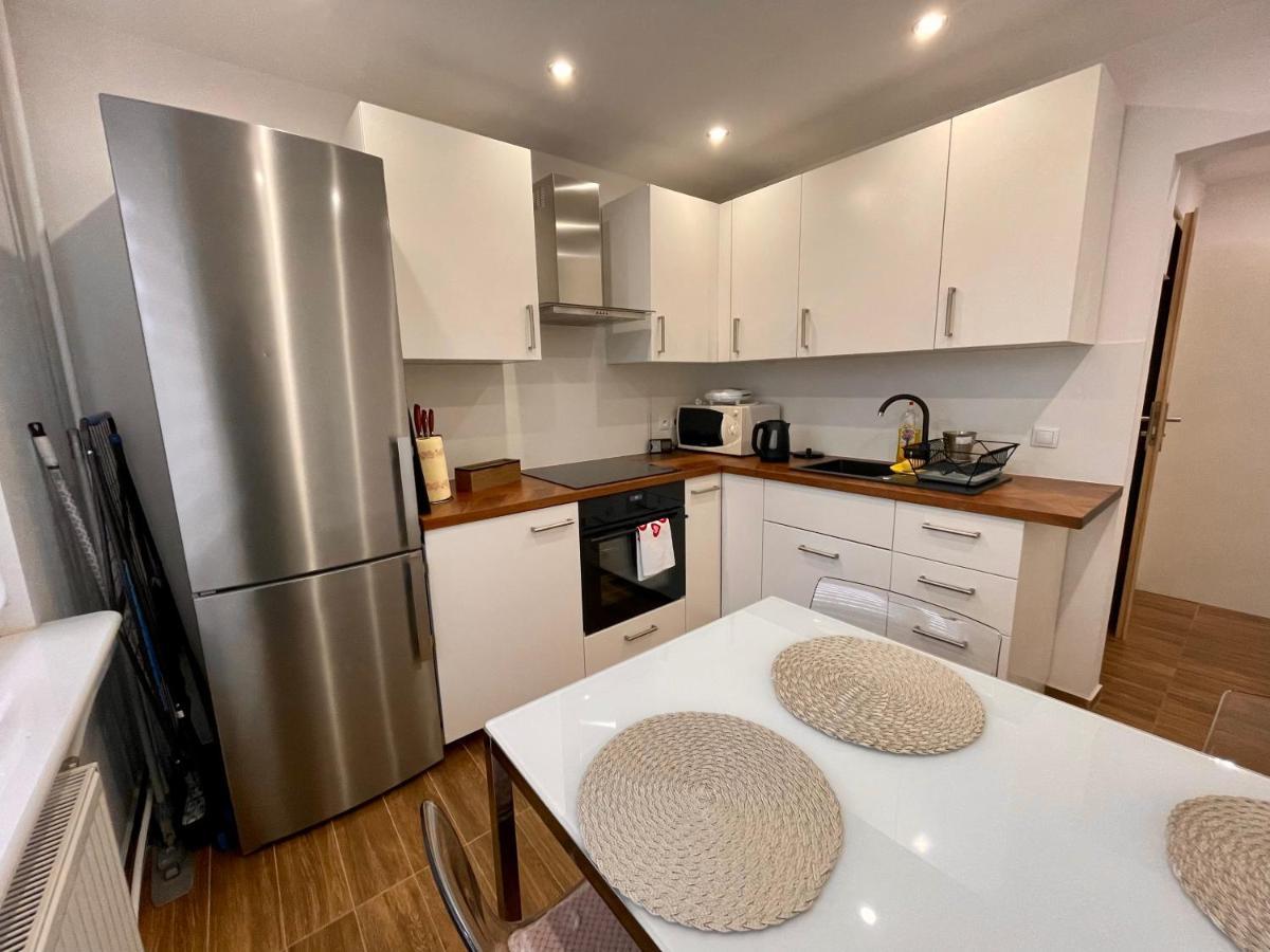 Apartament Weronika Грыфув-Слёнский Экстерьер фото